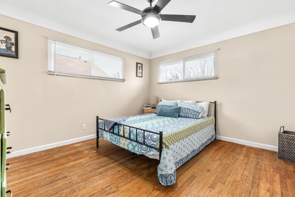 Homestay Cozy Ranch A Walk From St John's Hospital!